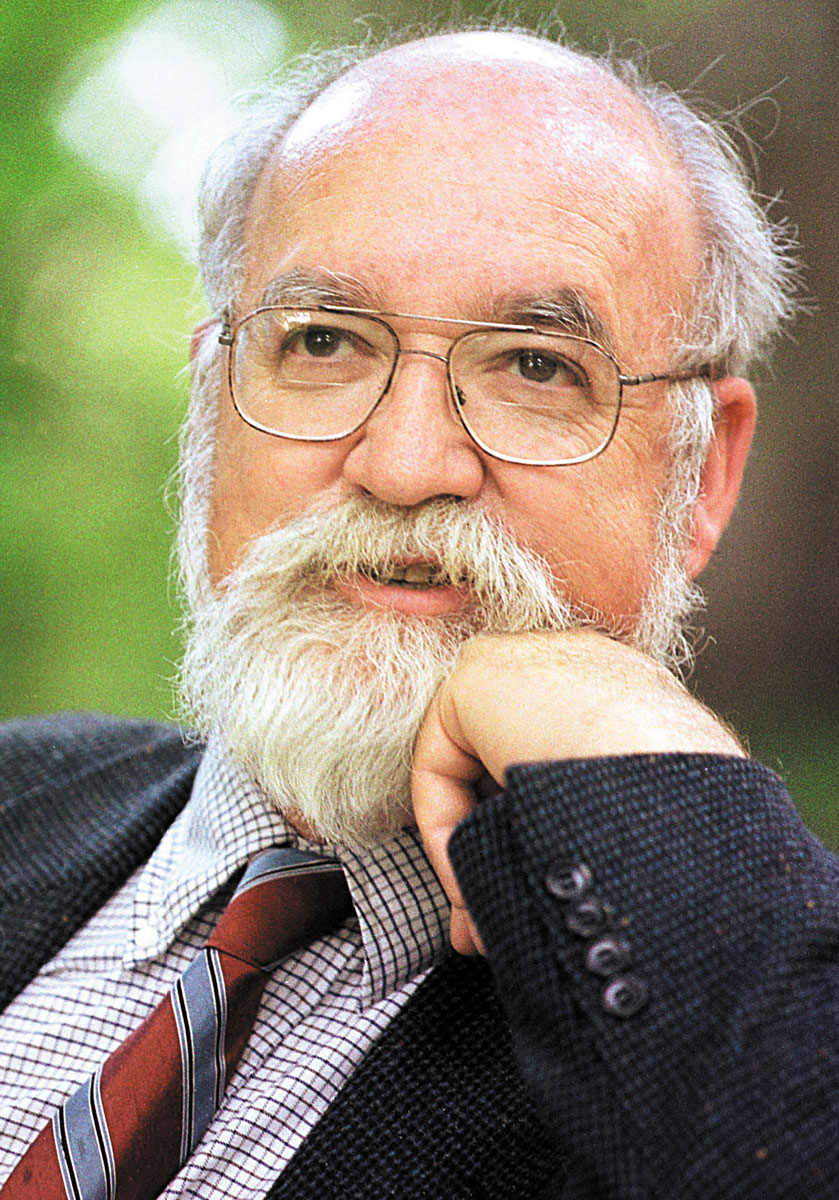 Daniel C. Dennett fotografiado en el Jardín Botánico de la Universitat de València