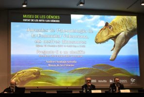 Presentación de las jornadas sobre la influencia de los dinosaurios en el siglo XXI