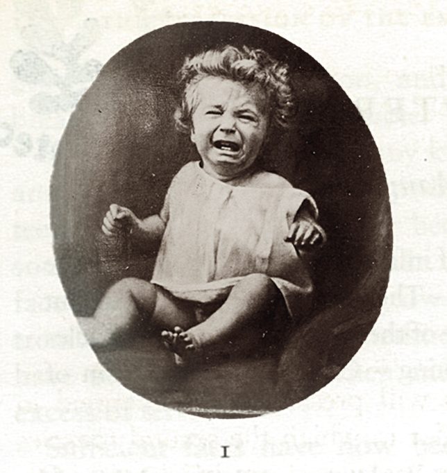 Imagen de niño llorando que Darwin incluyó en La expresión de las emociones en el hombre y en los animales.