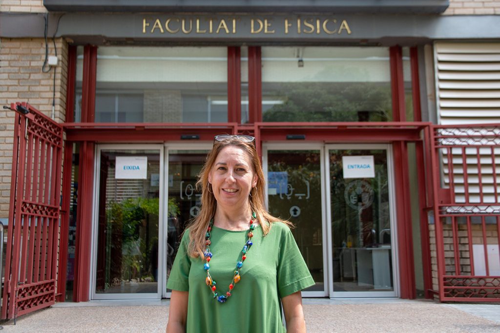 Pas García, catedrática en Física en la Universitat de València